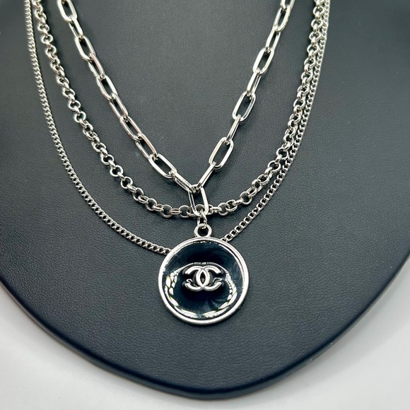 Silver Layered & Black Enameled Pendant Necklace - Picture 2 of 7